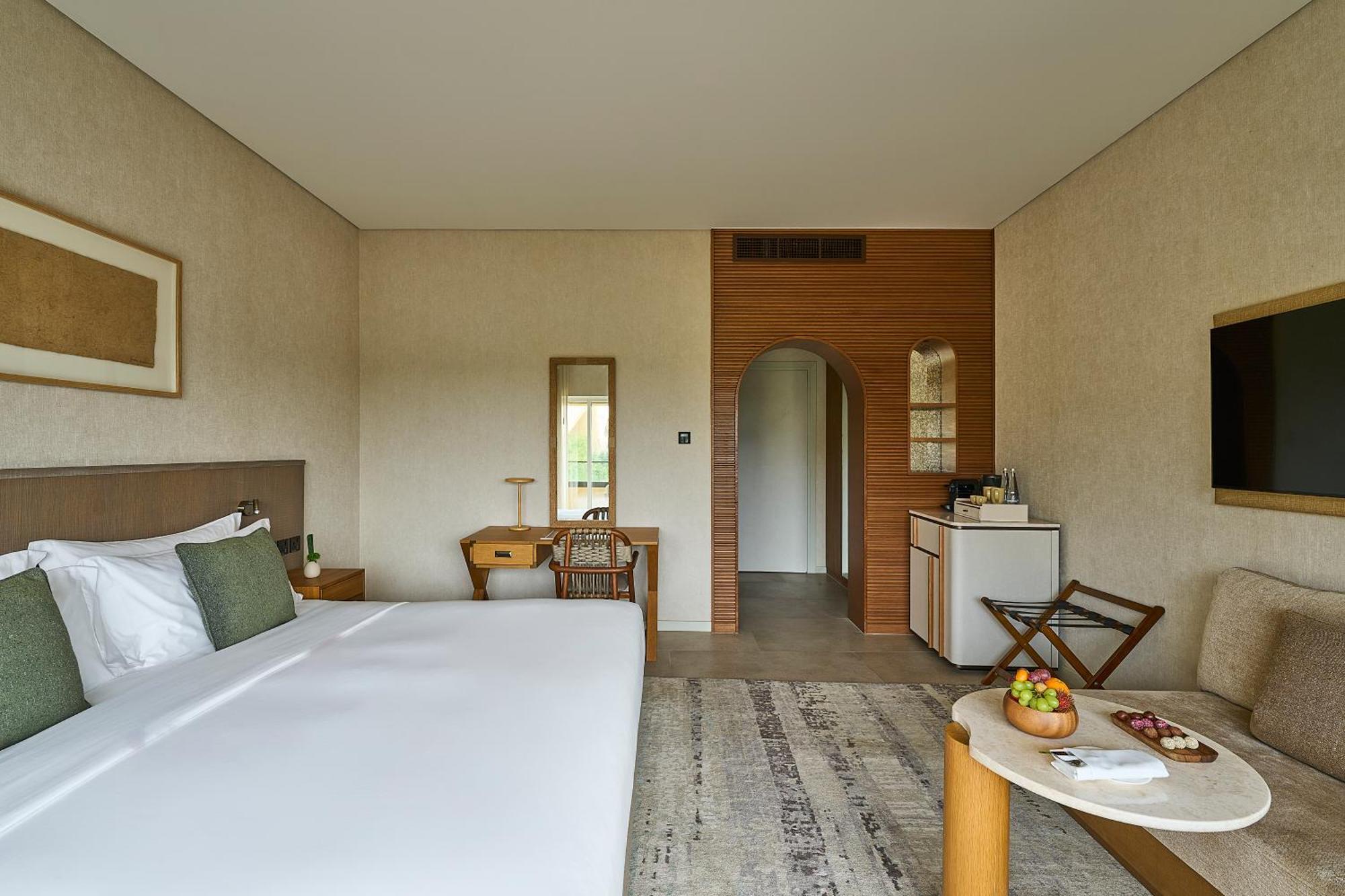 Erth Abu Dhabi Hotel Exterior photo
