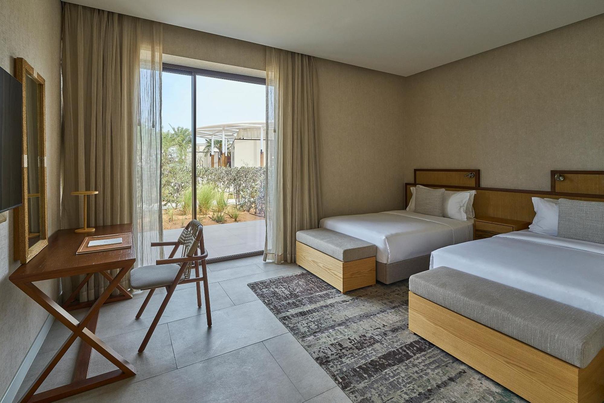 Erth Abu Dhabi Hotel Exterior photo