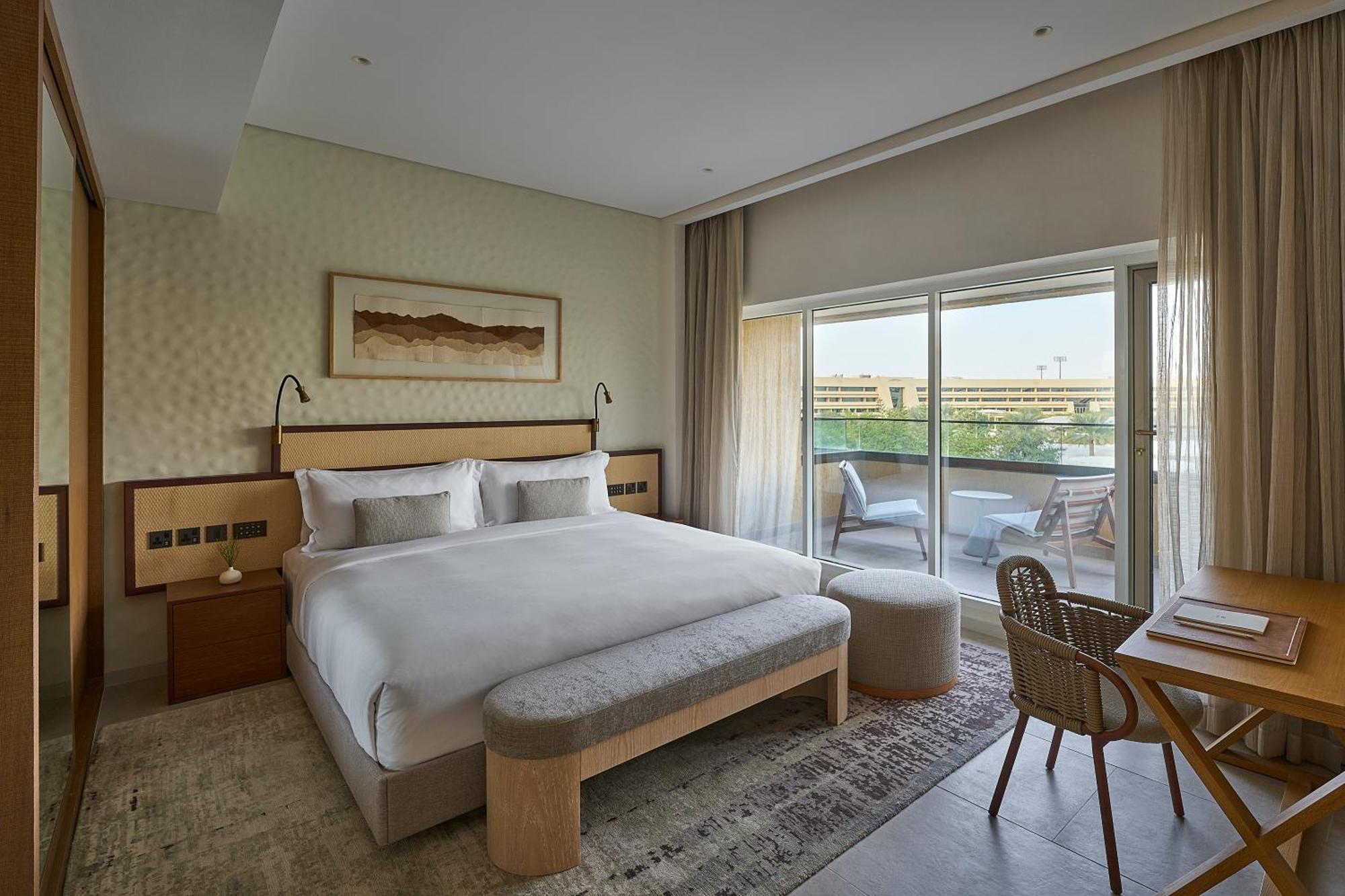 Erth Abu Dhabi Hotel Exterior photo