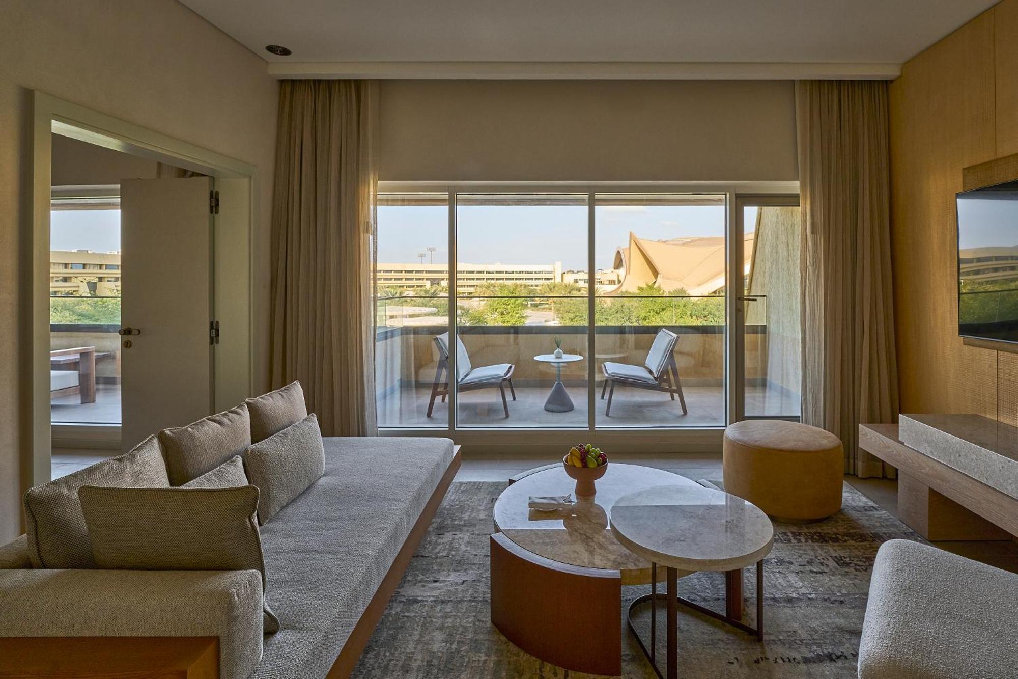 Erth Abu Dhabi Hotel Exterior photo