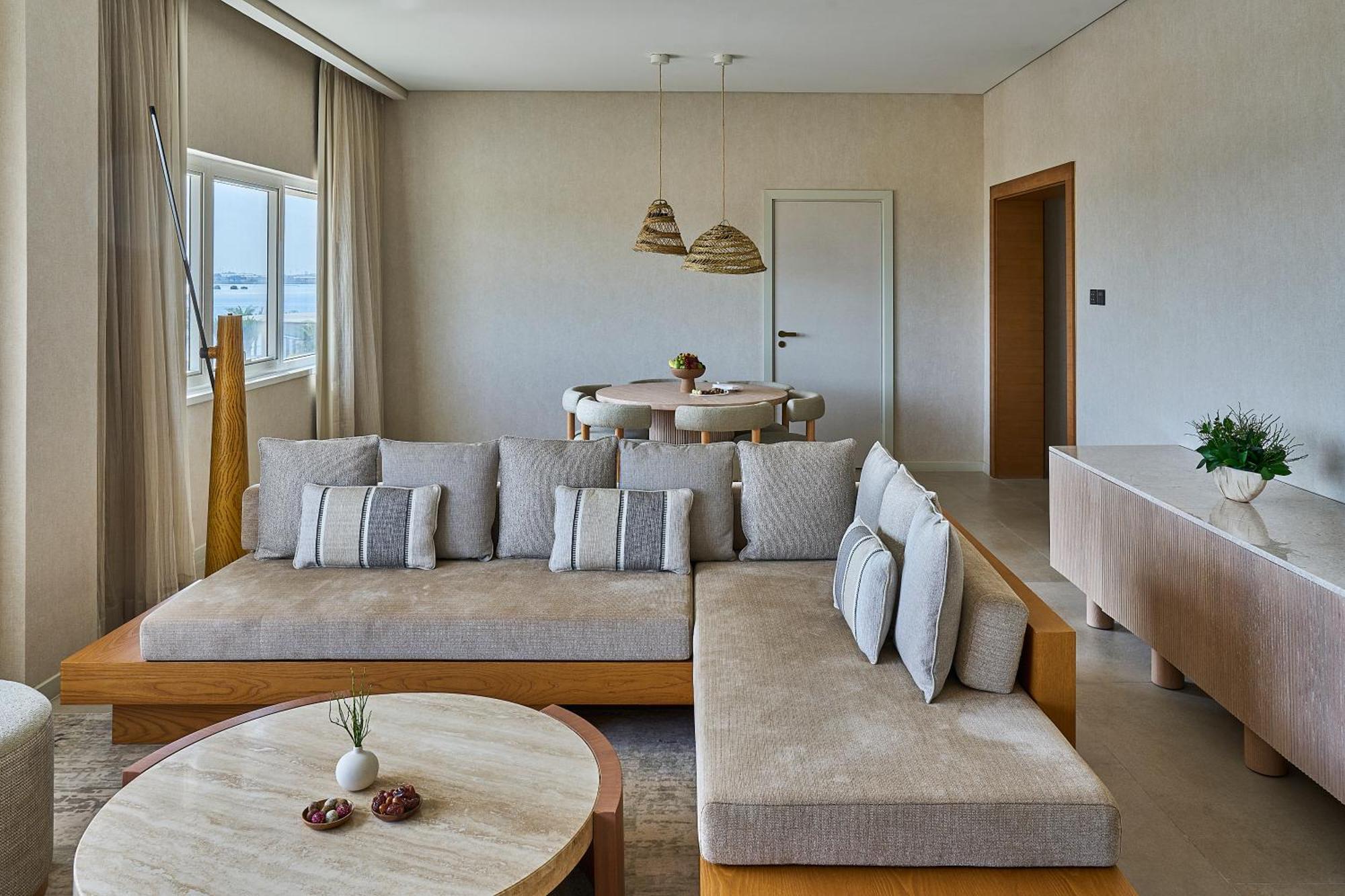 Erth Abu Dhabi Hotel Exterior photo